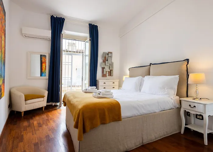 Iflat Spanish Steps Elegant & Spacious Apartment